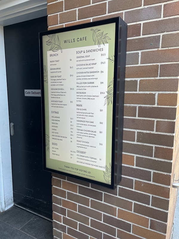 Outdoor display – Wills Cafe wall mounted menu board