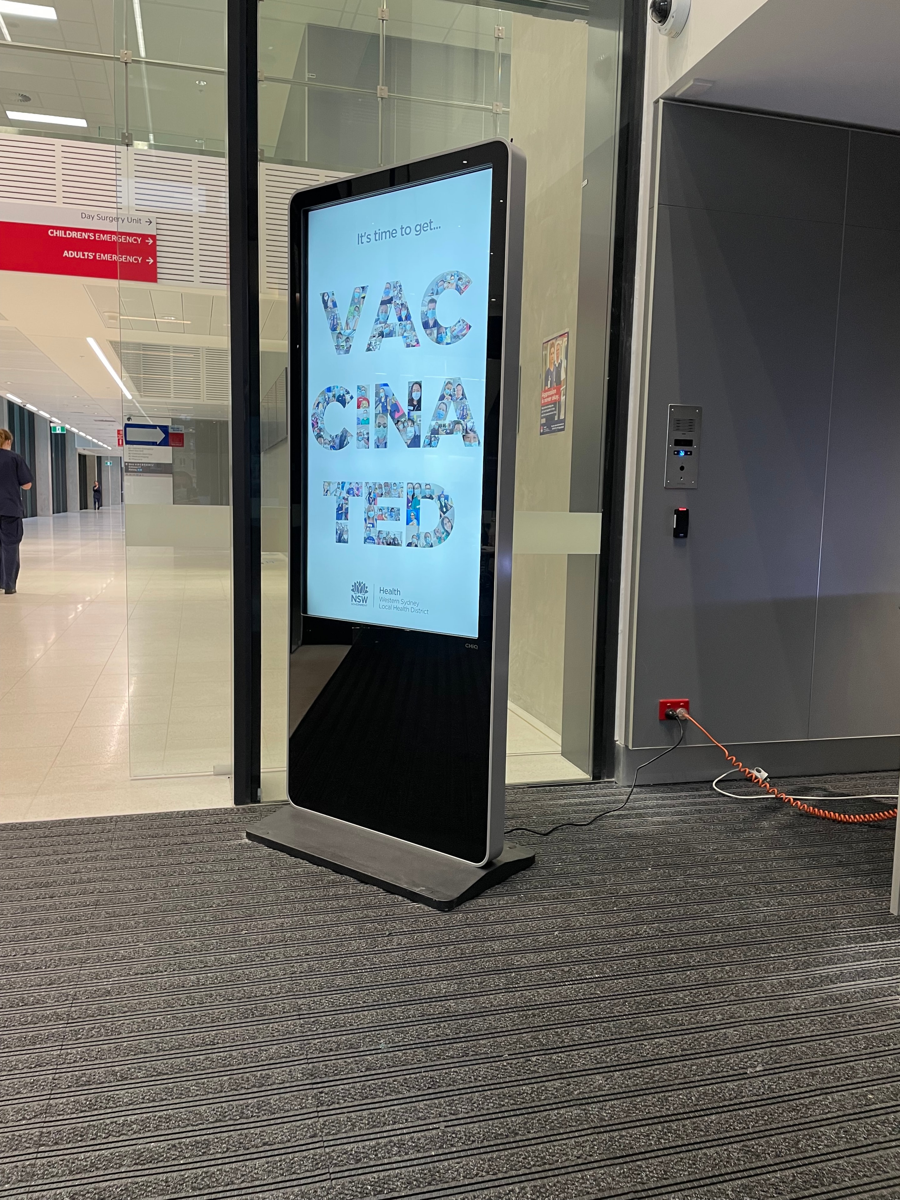 Portable kiosk – hospital vaccination campaign display
